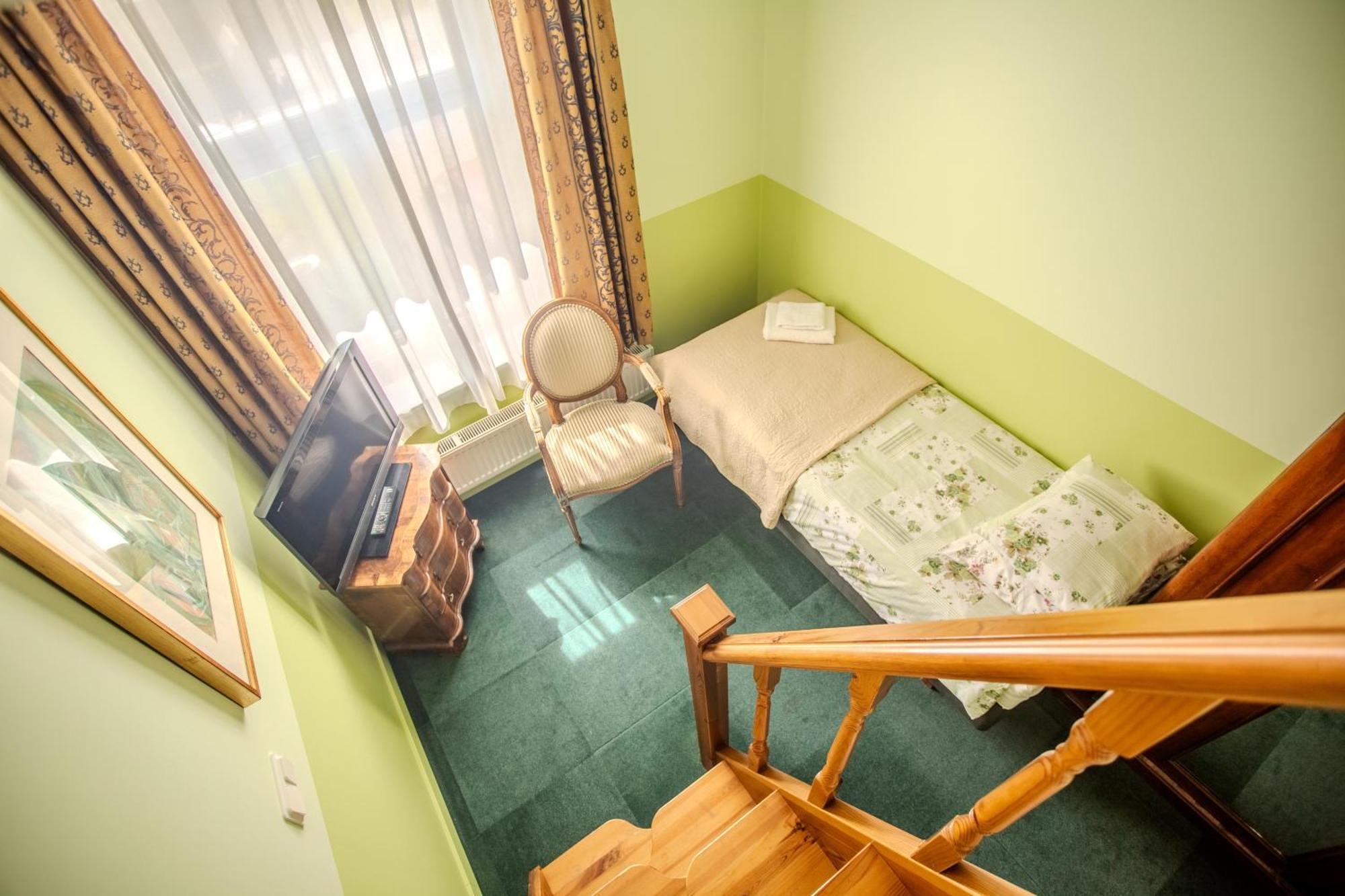 Nina Kordon Guesthouse Alatskivi ภายนอก รูปภาพ