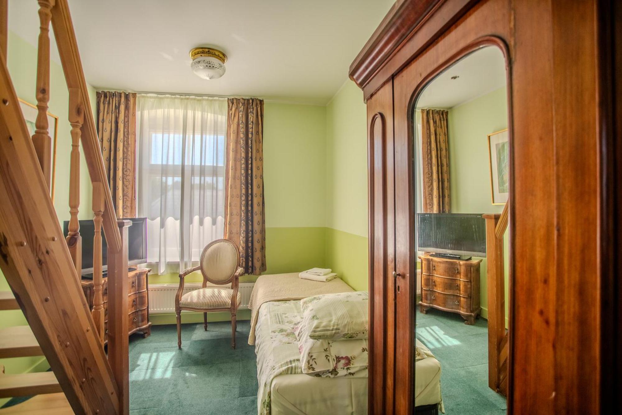 Nina Kordon Guesthouse Alatskivi ภายนอก รูปภาพ
