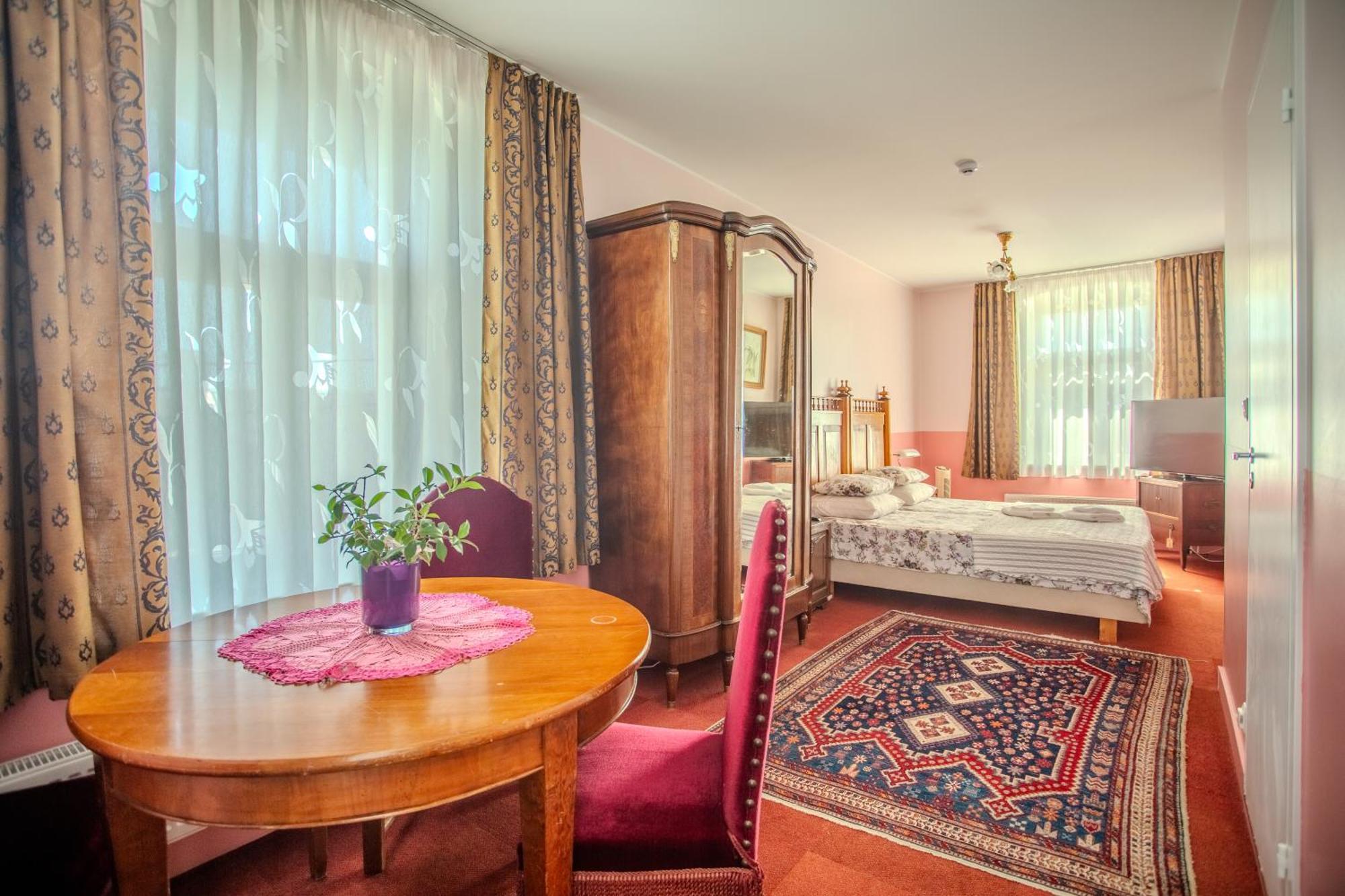 Nina Kordon Guesthouse Alatskivi ภายนอก รูปภาพ
