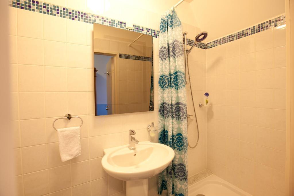 Nina Kordon Guesthouse Alatskivi ภายนอก รูปภาพ